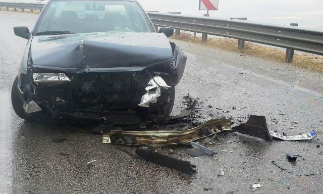 2حادثه رانندگی با 7 زخمی در جاده های گیلانغرب + تصاویر
