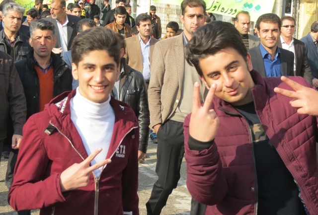  حضور قشرهای مختلف مردم گیلانغرب در راهپیمایی 22 بهمن+تصاویر 2