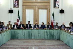 اعضای «فراکسیون دیپلماسی و منافع ملی» مجلس با ظریف دیدار کردند